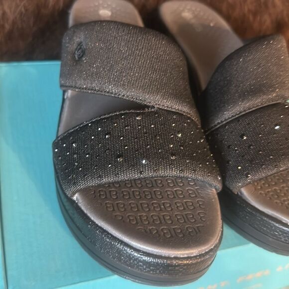 Bzees shoes 6.5 (6035) NEW - Picture 2 of 5